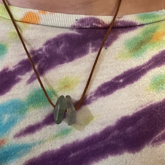 Double Fleurite on Leather Necklace - Picture 4 of 5